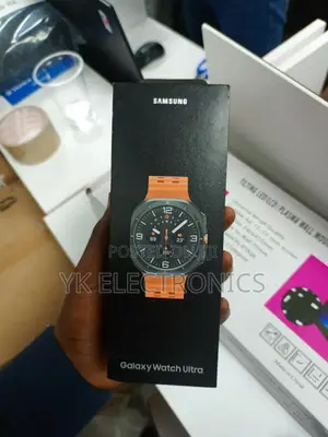 Samsung Galaxy Watch Ultra – Grey