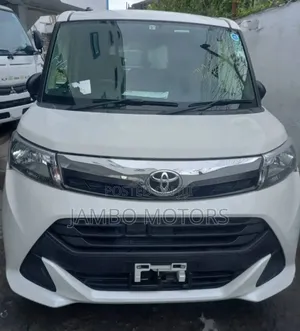 Toyota Tank 1.0 FWD 2018 White