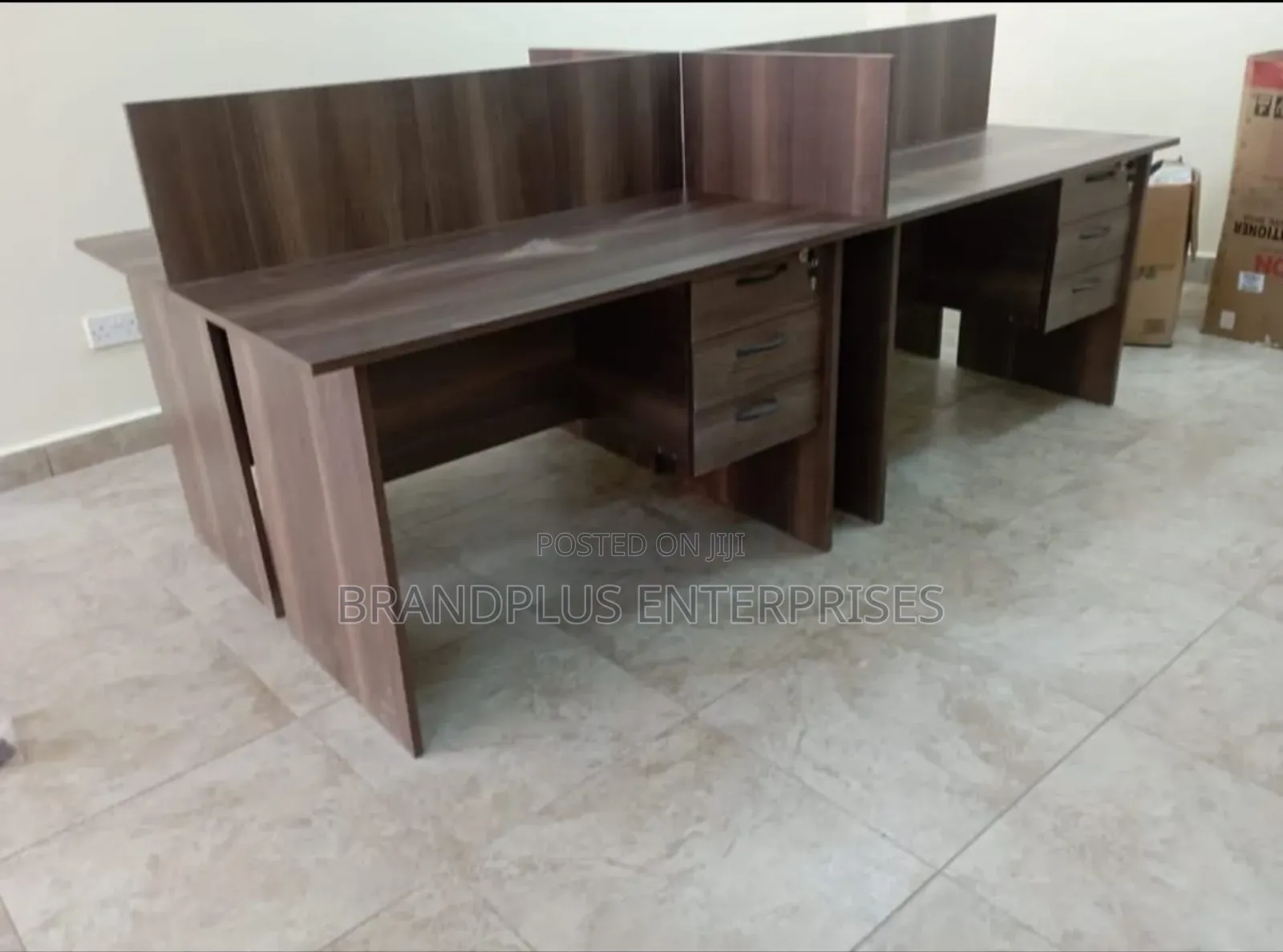 4 Way Workstation