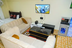 Tranquil Studio Escape Kamakis–Minutes From Eastern Bypass