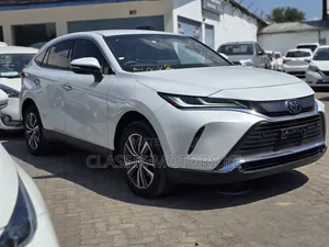 Toyota Harrier 2023 White