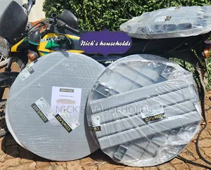 Round Plastic Table, Packed Plastic Table