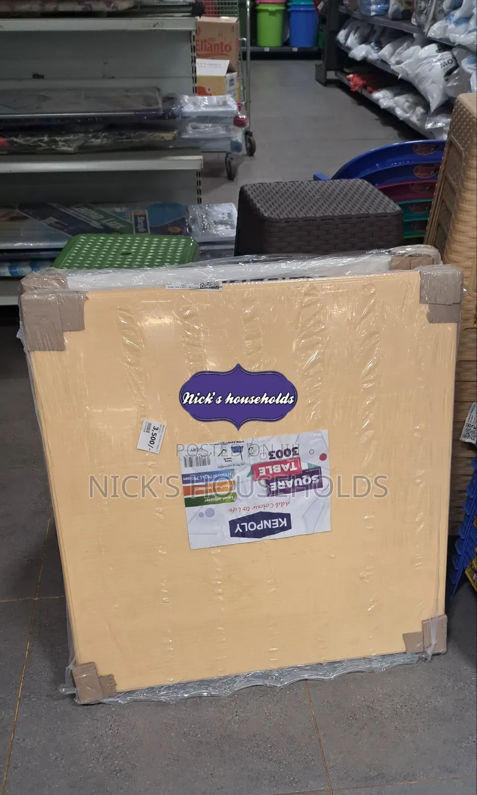 Kenpoly Plastic Table Cream Square Table