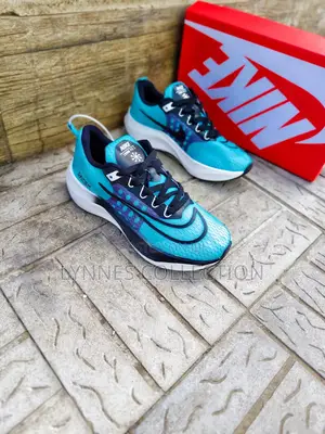 Nike Zoom Fly 5