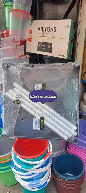 Maintenance Free Square Plastic Table With Metallic Legs
