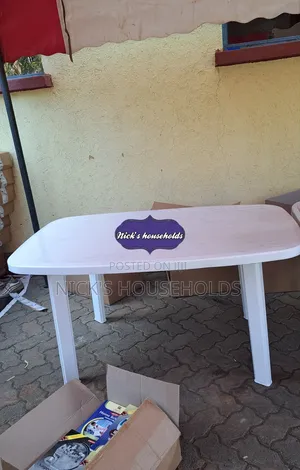 Schools Plastic Table for Dinning