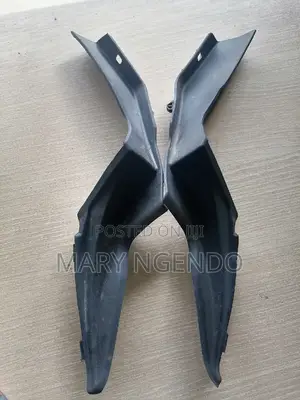 Windscreen Finisher for Toyota Hiillux