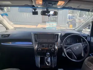 Toyota Alphard 2017 White
