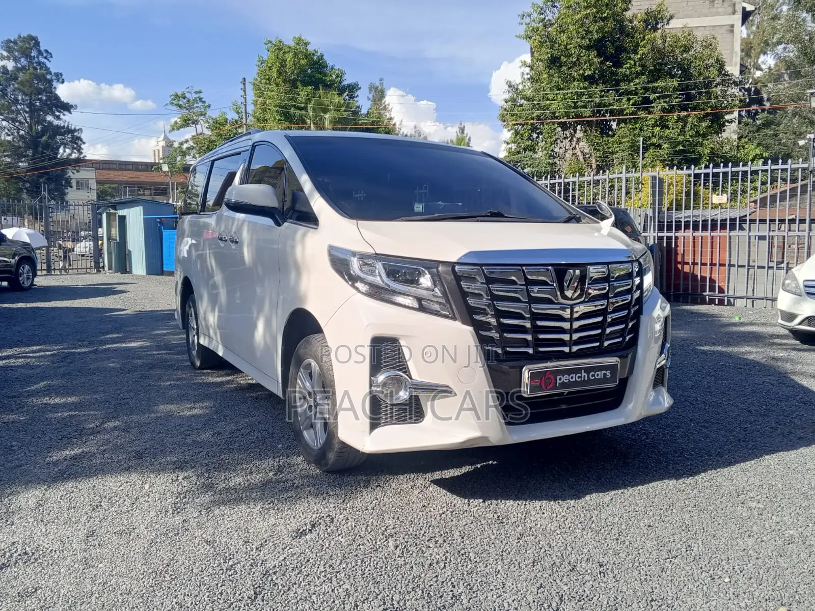 Toyota Alphard 2017 White