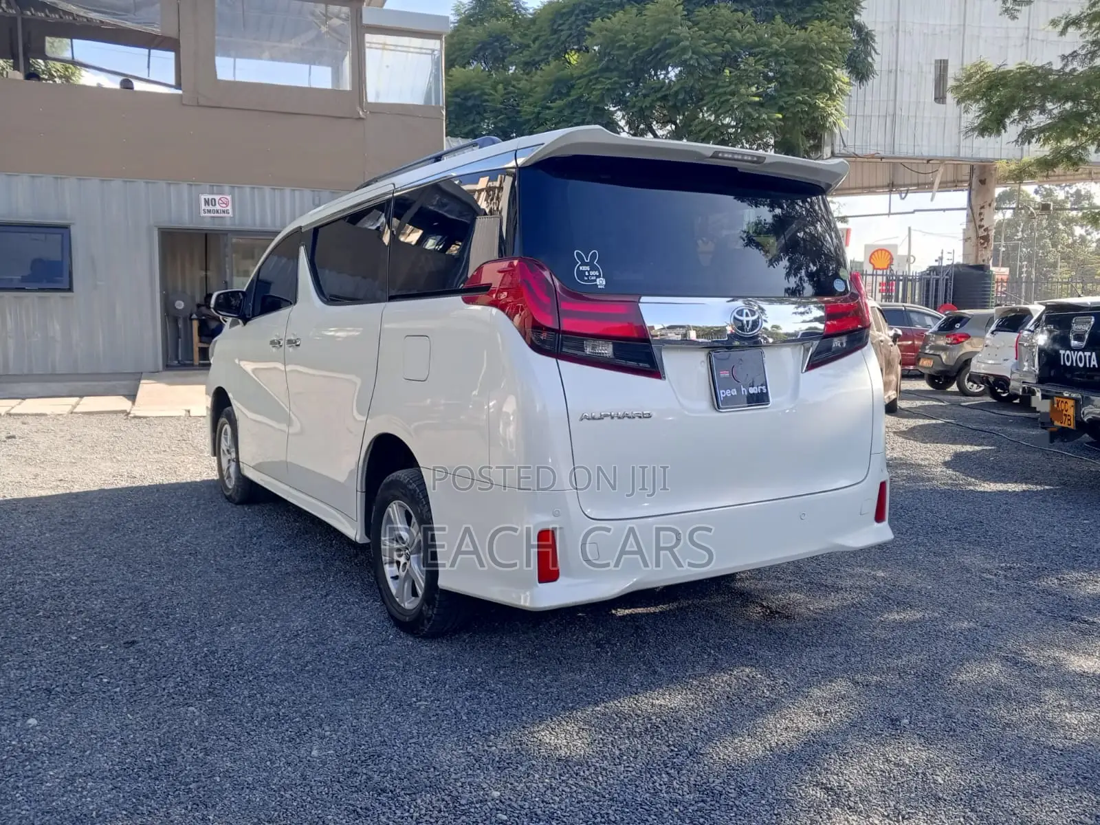 Toyota Alphard 2017 White