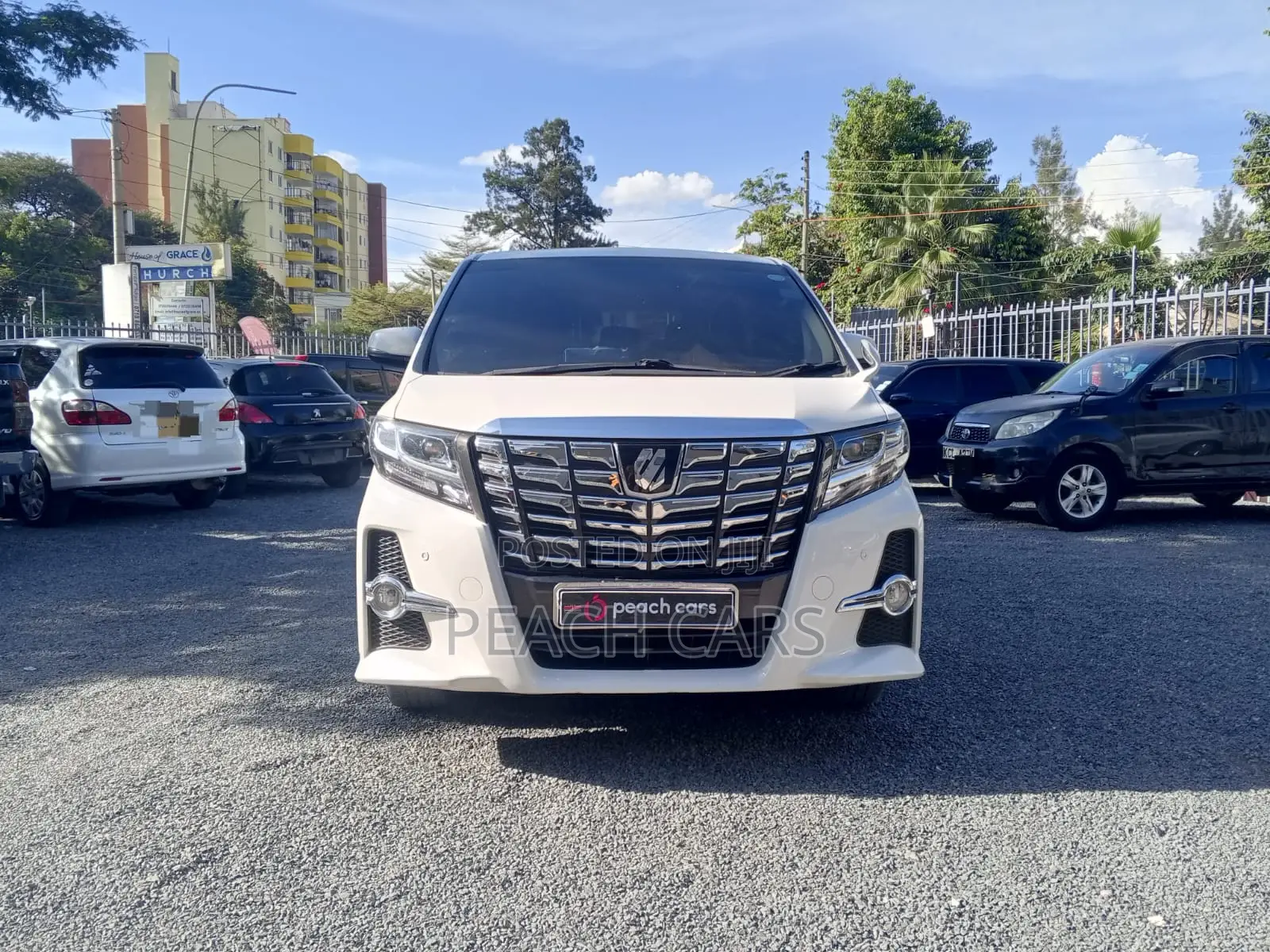 Toyota Alphard 2017 White