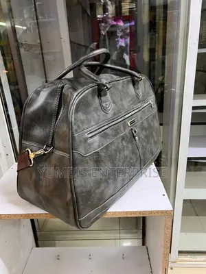 Grey Leather Quality Duffle Bags at 1400