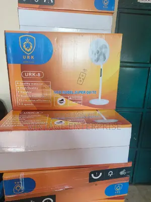 Remote Controlled Urk 16"Standing Fan