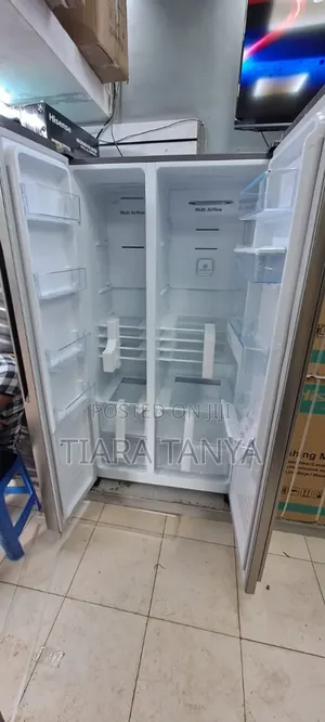 Hisense518 LTRS Side by Side No-Frost Fridge Withdispenser