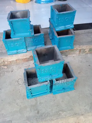 Cast Iron Cube Mold