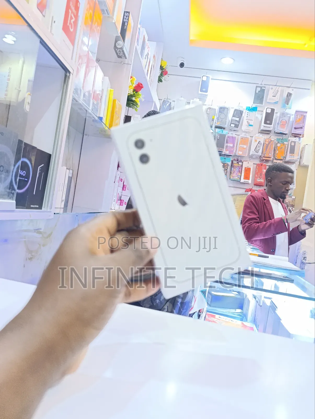 New Apple iPhone 11 128 GB White
