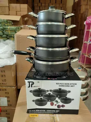 James Pot Black Cookware Set*