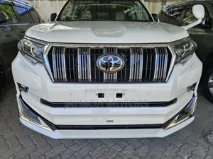 Toyota Land Cruiser Prado 2019 White