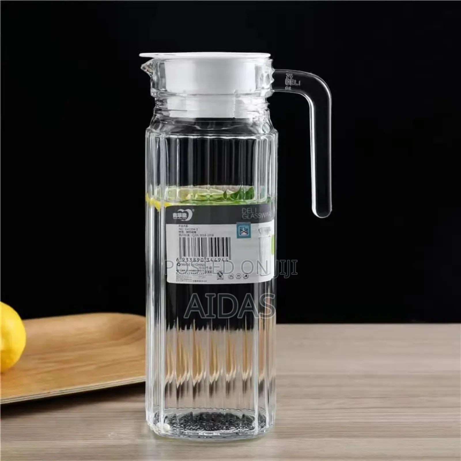 Quadro Fridge Jug