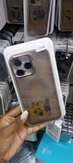Gray Magsafe iPhone 13 Pro Max Case With Camera Stand/Lens