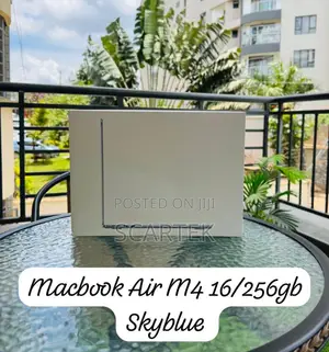 New Laptop Apple MacBook Air 16GB Apple M4 SSD 256GB