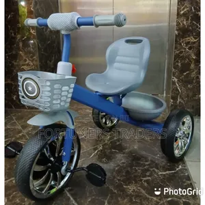 Tricycle , Tricycle.