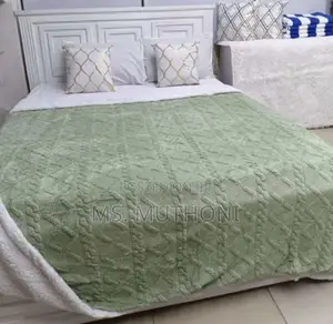 Warm , Comfy Sherpa Fleece Blanket*/ Throw Blanket