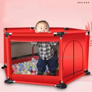 Game Fence With 30 Balls