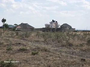 Kamakis - Kiratina Plots on Eighth Acre
