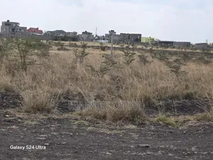 Kamakis - Kiratina Plots on Eighth Acre