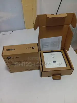 Tp-Link Eap230-Wall Ac1200 Gigabit Wall-Plate Access Point