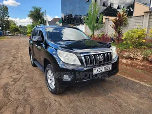 Toyota Land Cruiser Prado 2013 Black