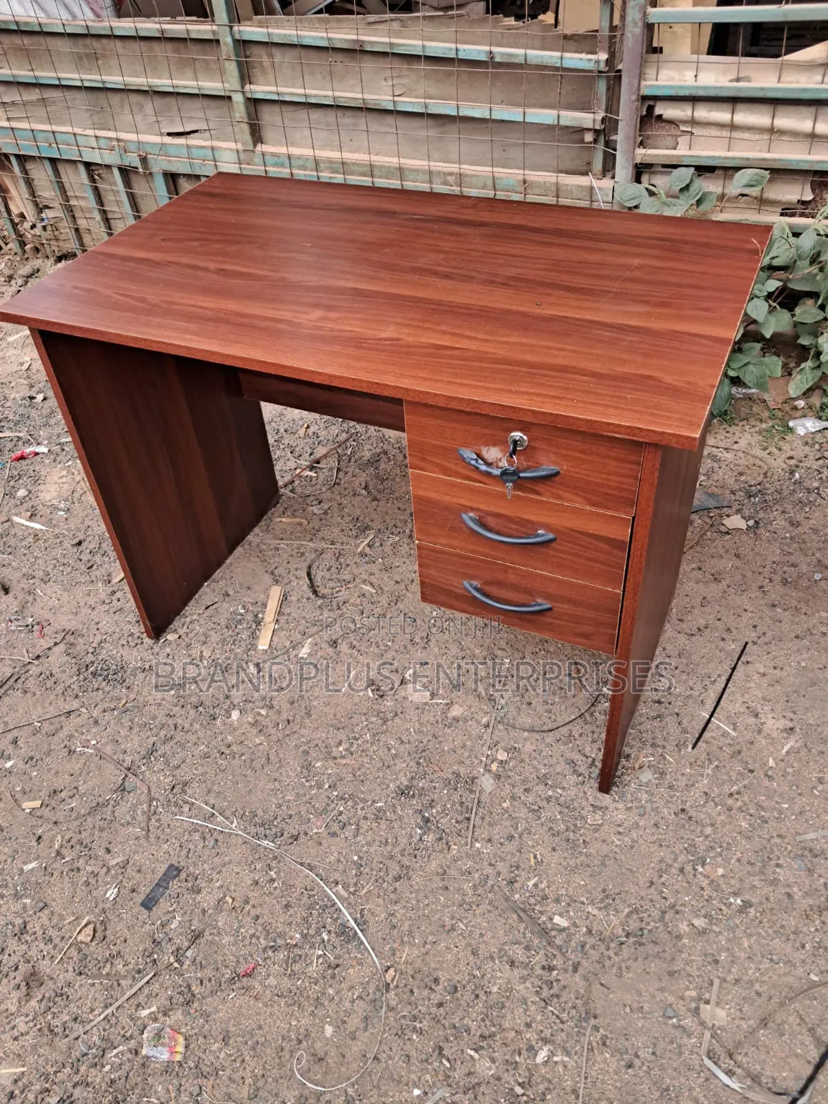 Office Desk/Study Desk
