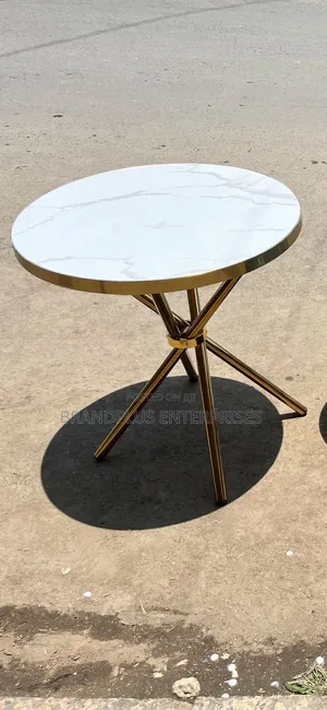 Nordic Round Table /Coffee Table