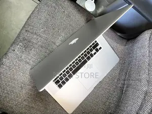 Laptop Apple MacBook Pro 2015 16GB Intel Core i7 SSD 512GB