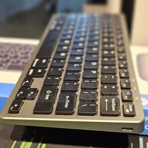 Wireless Bt + Mouse Combo