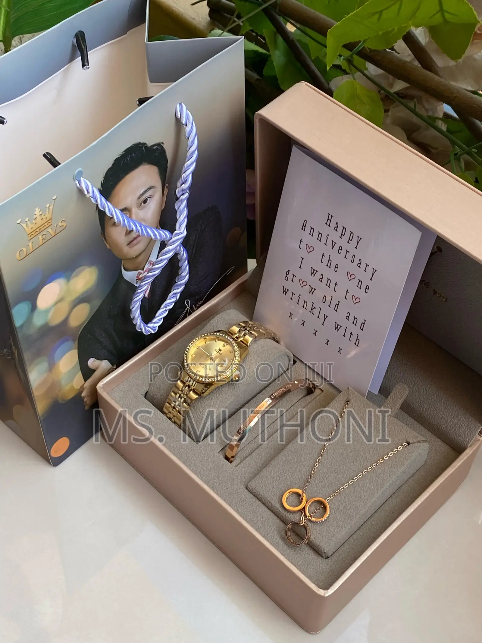 Happy Anniversary Gift Set