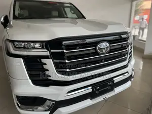 Toyota Land Cruiser Prado 2020 White