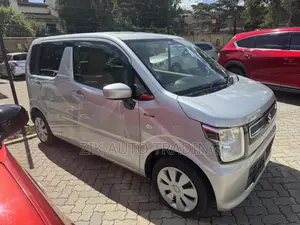 Suzuki Wagon R 2017 Silver