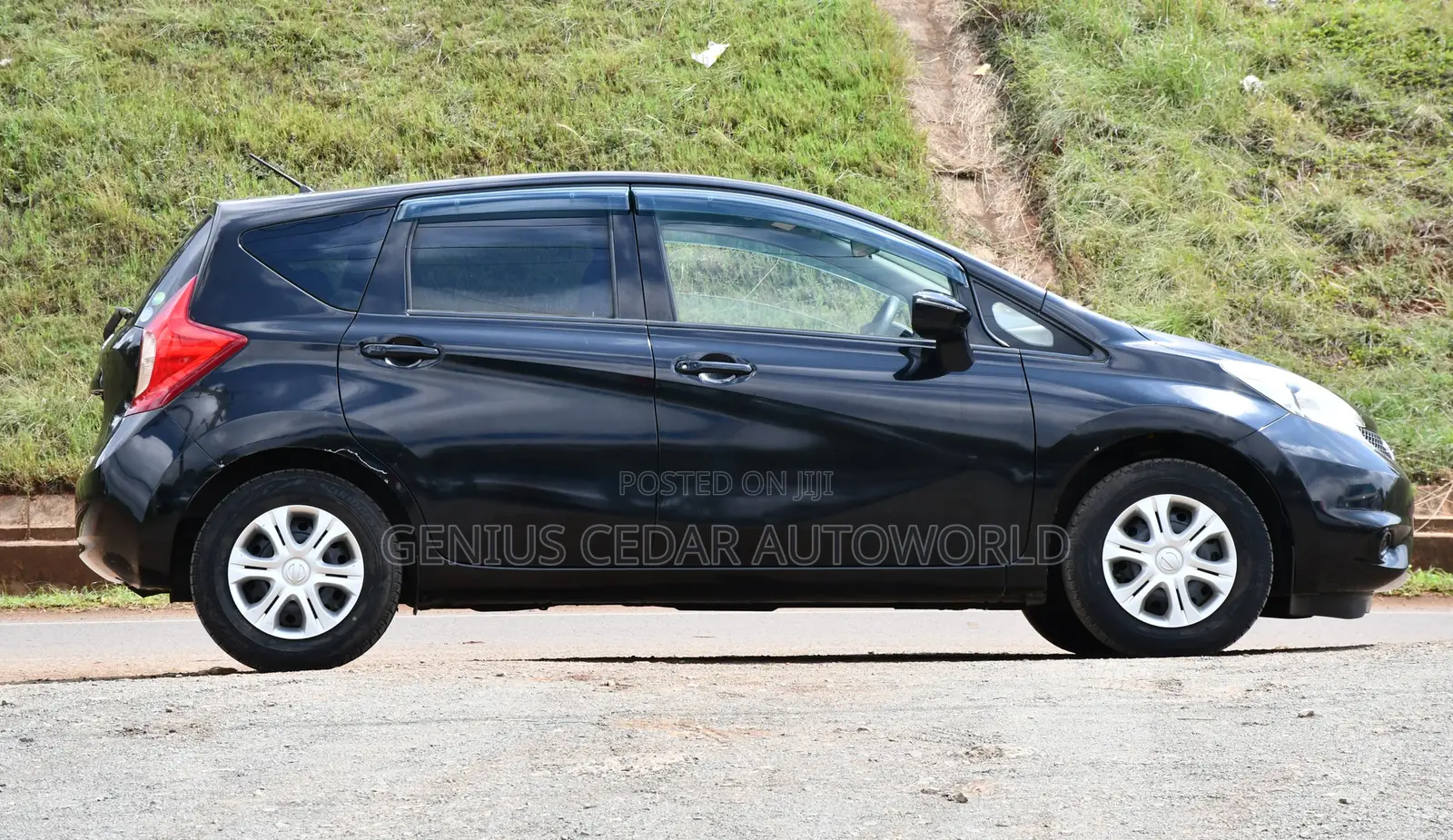Nissan Note 2016 Black
