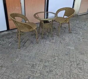 Eloquent Outdoor Set