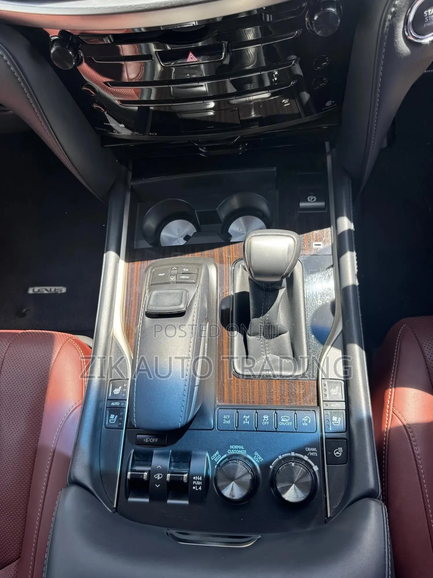 Lexus LX 2017 Silver