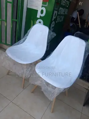 White Plastic Wooden Legs