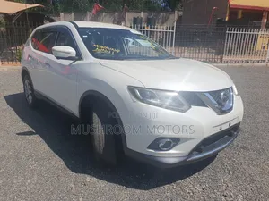 Nissan X-Trail 2017 White