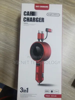 Fast Charge Car Adapter With Lightning, Usb C and Usb A