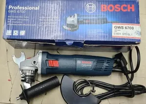 Bosch Professional Grinder GWS 6700 4 Inches