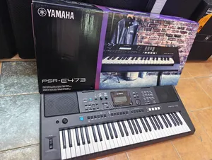 Yamaha PSR E 473