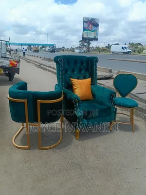 2 Manicure Seats and 1 Pedicure Seat, Green 