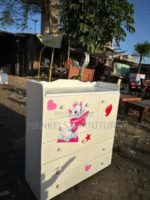 Chest of Drawers Cartoon Decor