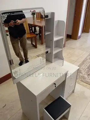 Cambridge Modern Dressing Table
